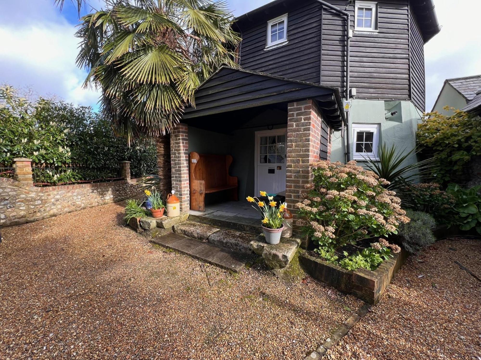 Hunston Mill Self Catering Dog Stay For Free Chichester Eksteriør bilde