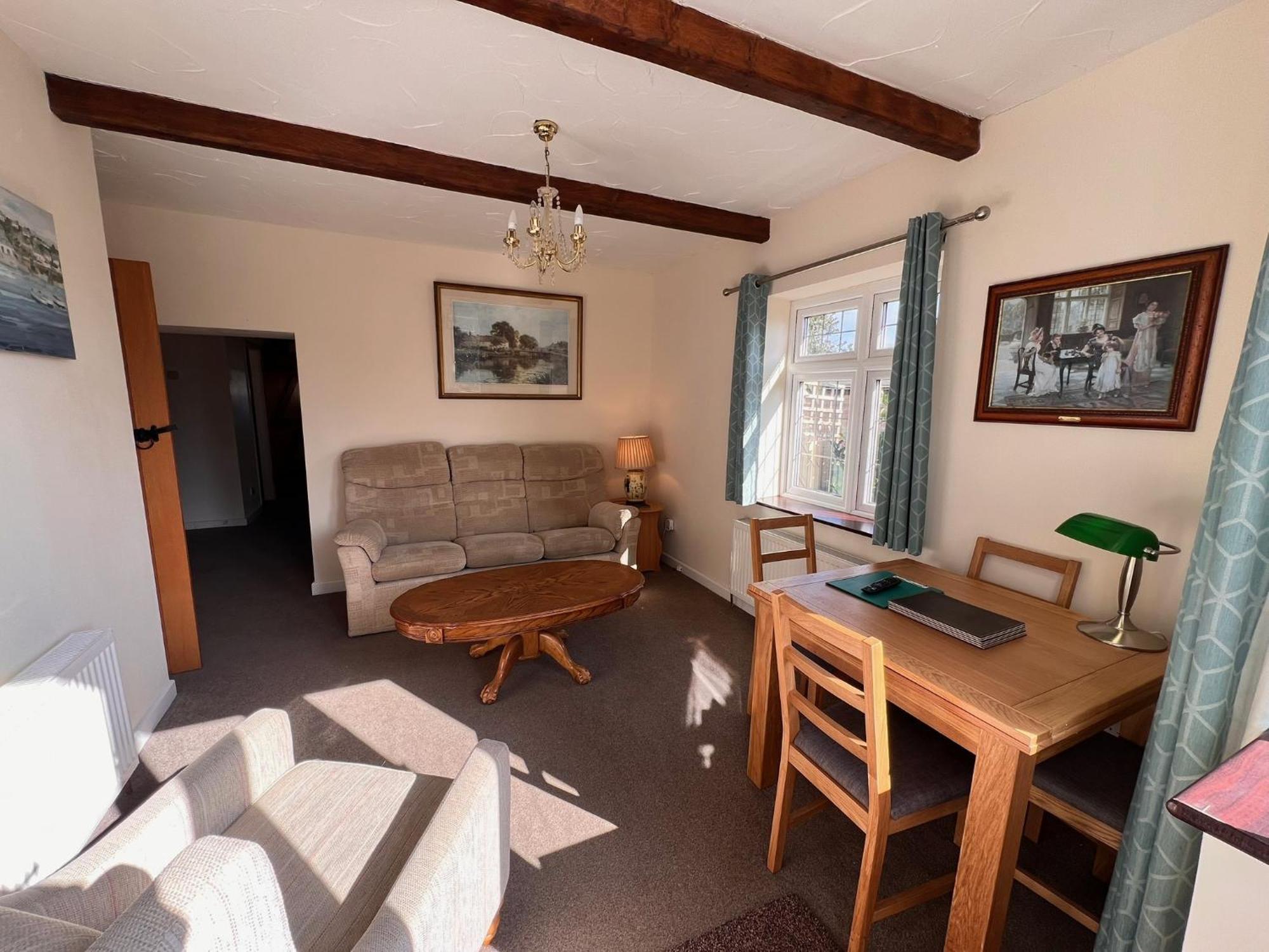 Hunston Mill Self Catering Dog Stay For Free Chichester Eksteriør bilde
