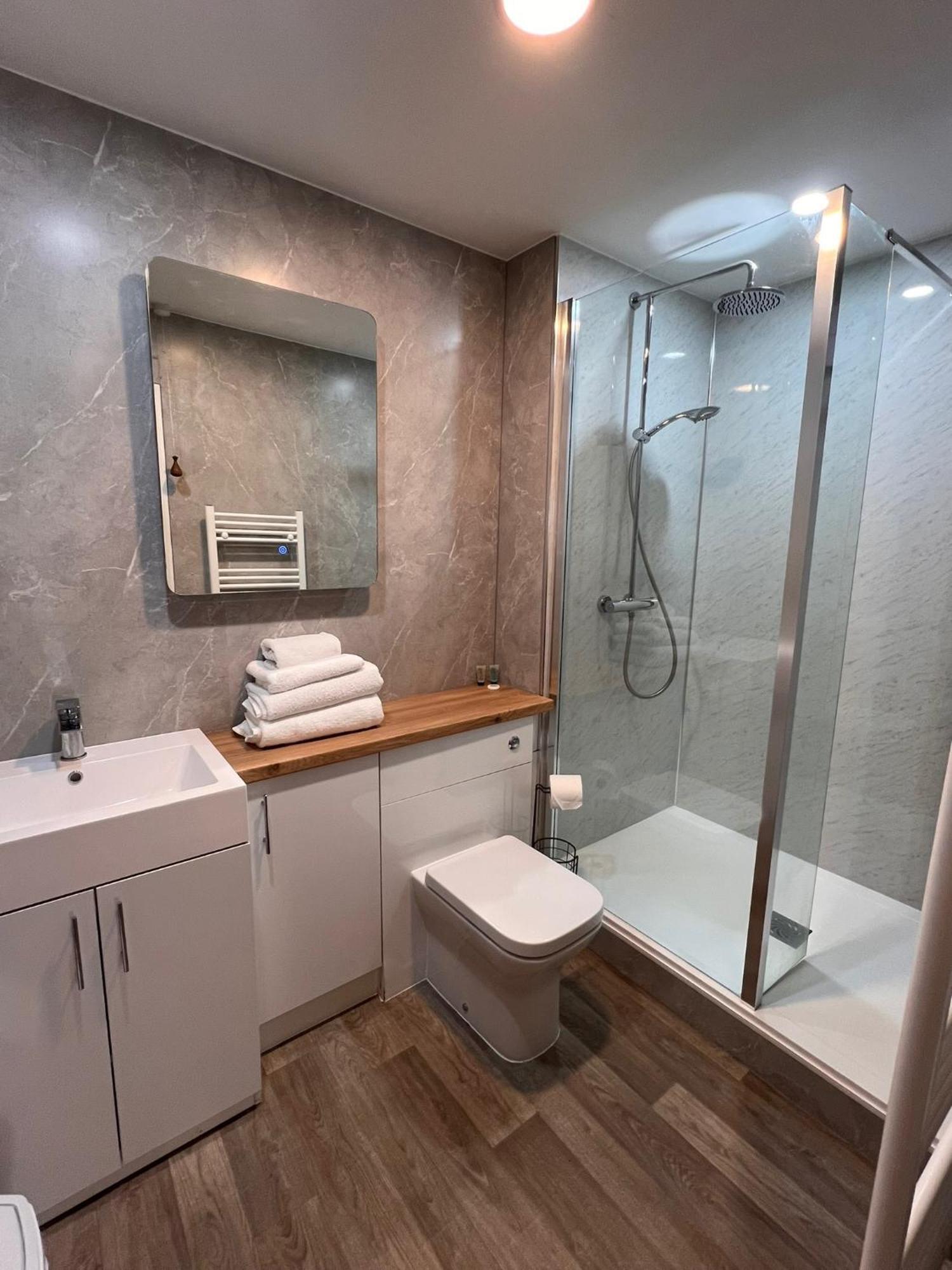 Hunston Mill Self Catering Dog Stay For Free Chichester Eksteriør bilde