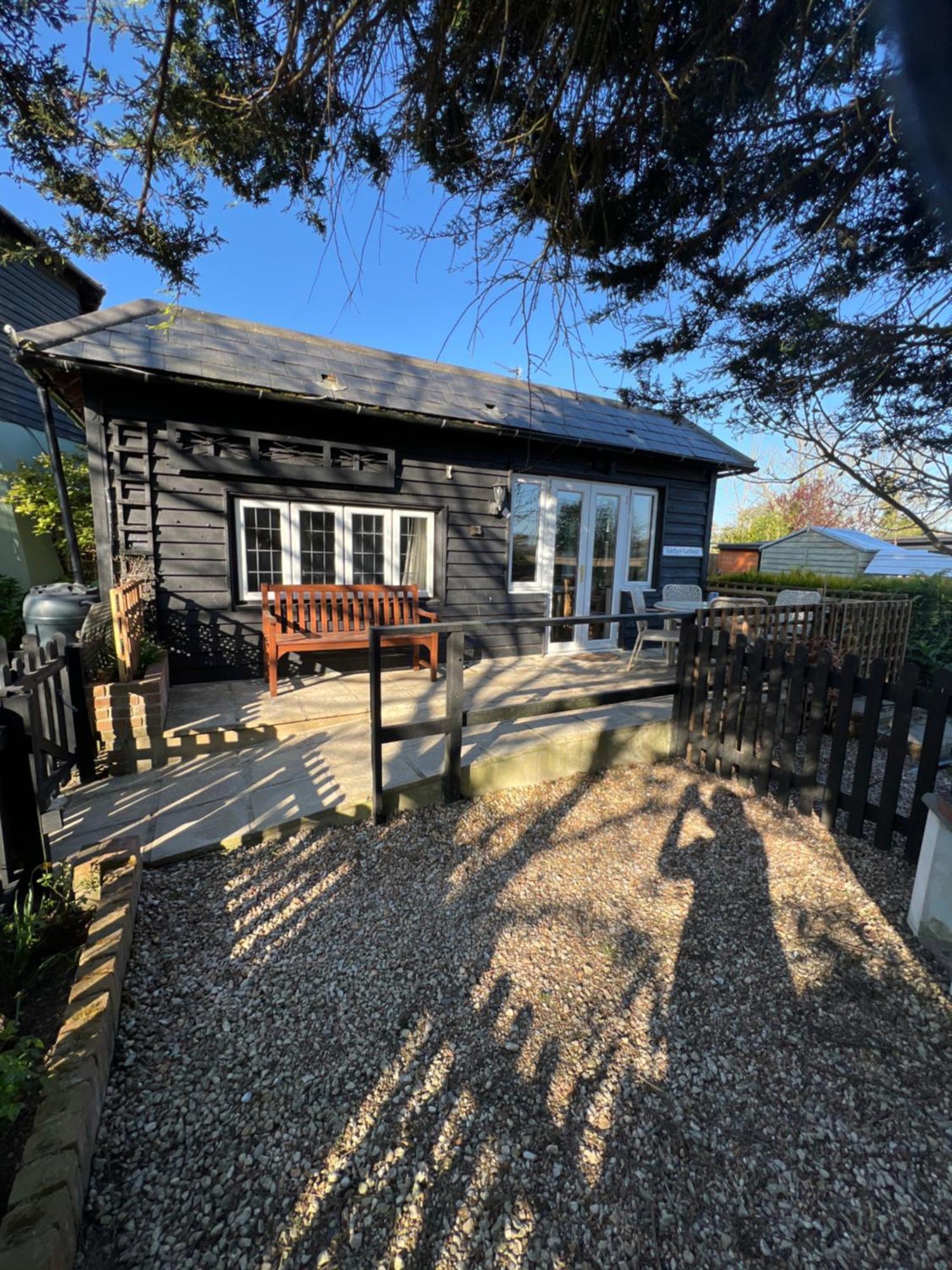 Hunston Mill Self Catering Dog Stay For Free Chichester Eksteriør bilde
